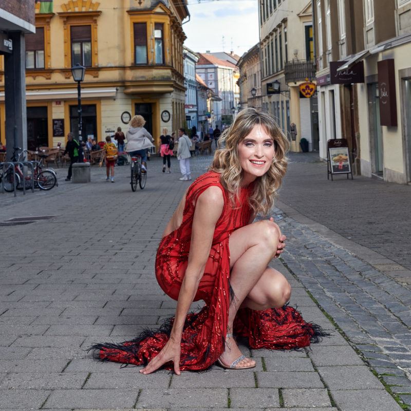 Ingrid Logar, marchio di fabbrica CEVELJC